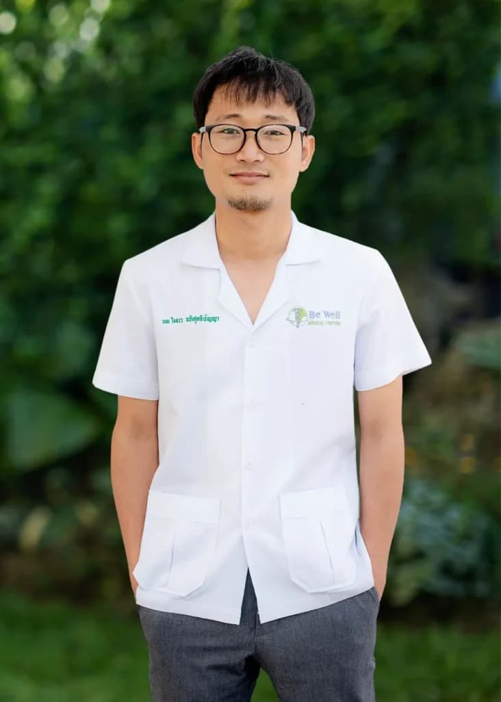 Dr. Mowae Apisuttipanya